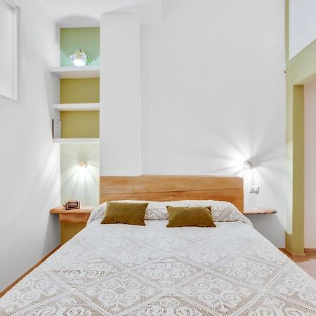 Madame Bari' Suite Apt In The Heart Of Bari Kültér fotó