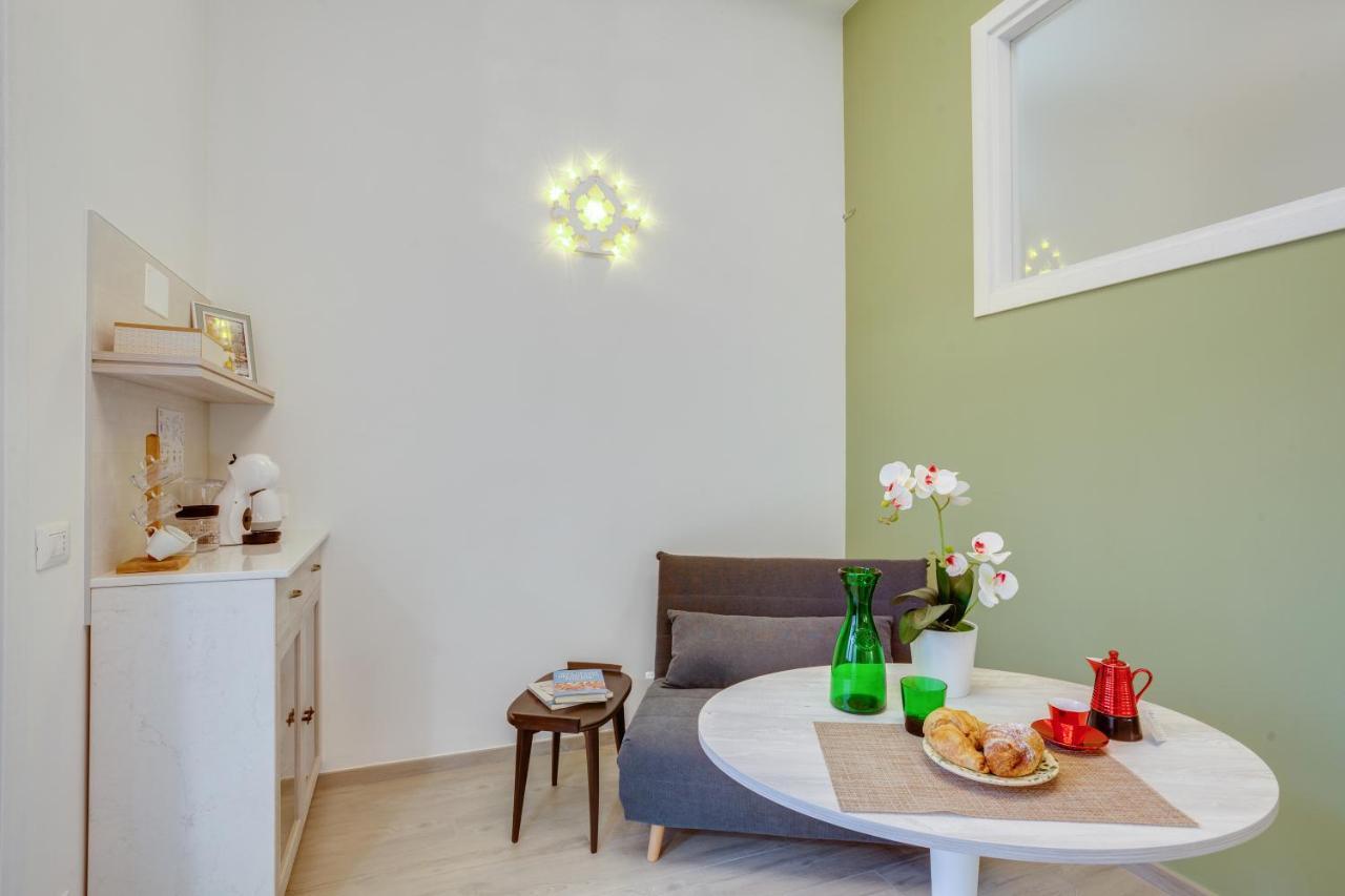 Madame Bari' Suite Apt In The Heart Of Bari Kültér fotó