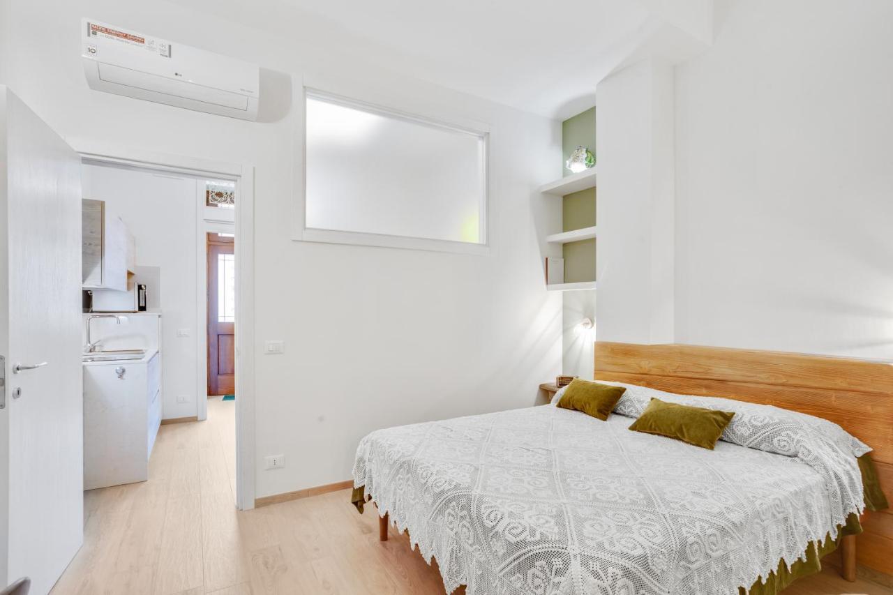 Madame Bari' Suite Apt In The Heart Of Bari Kültér fotó