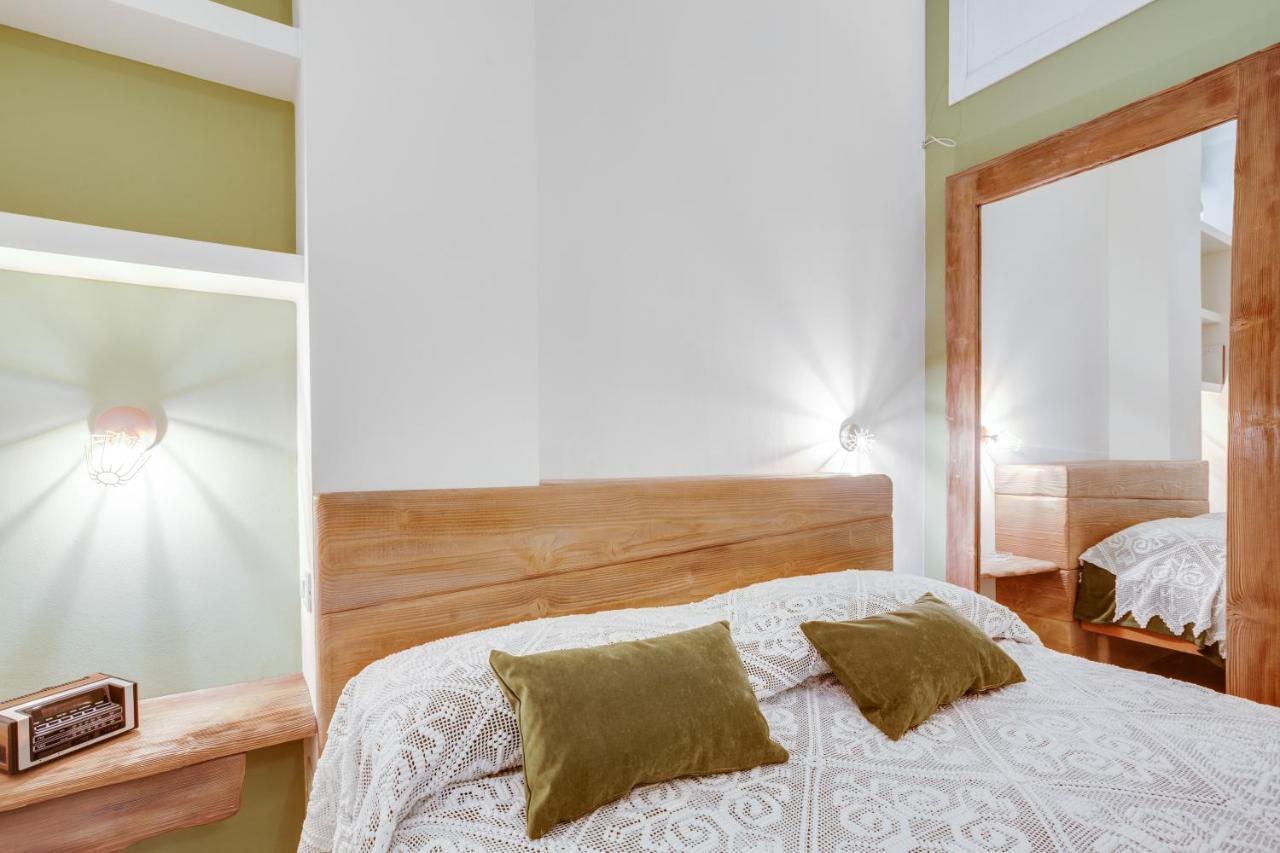 Madame Bari' Suite Apt In The Heart Of Bari Kültér fotó