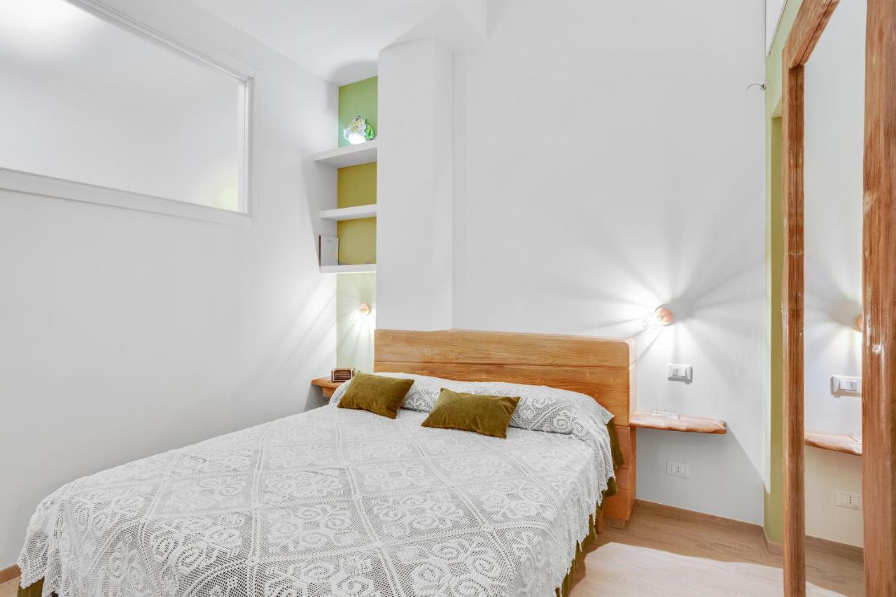 Madame Bari' Suite Apt In The Heart Of Bari Kültér fotó